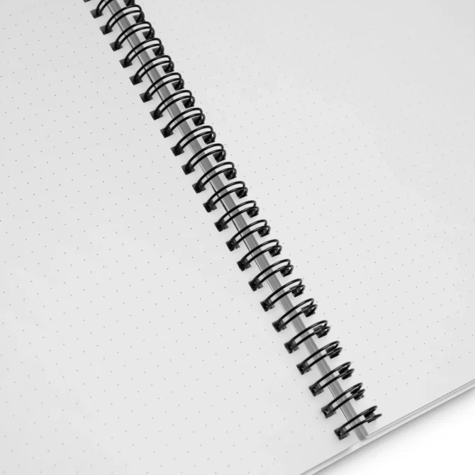 Libreta Mi Lista Negra abierta mostrando páginas con puntos.