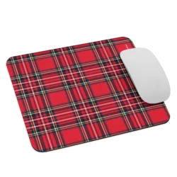 Mouse pad colegial de EnjoyHoy;) sobre escritorio, vista general